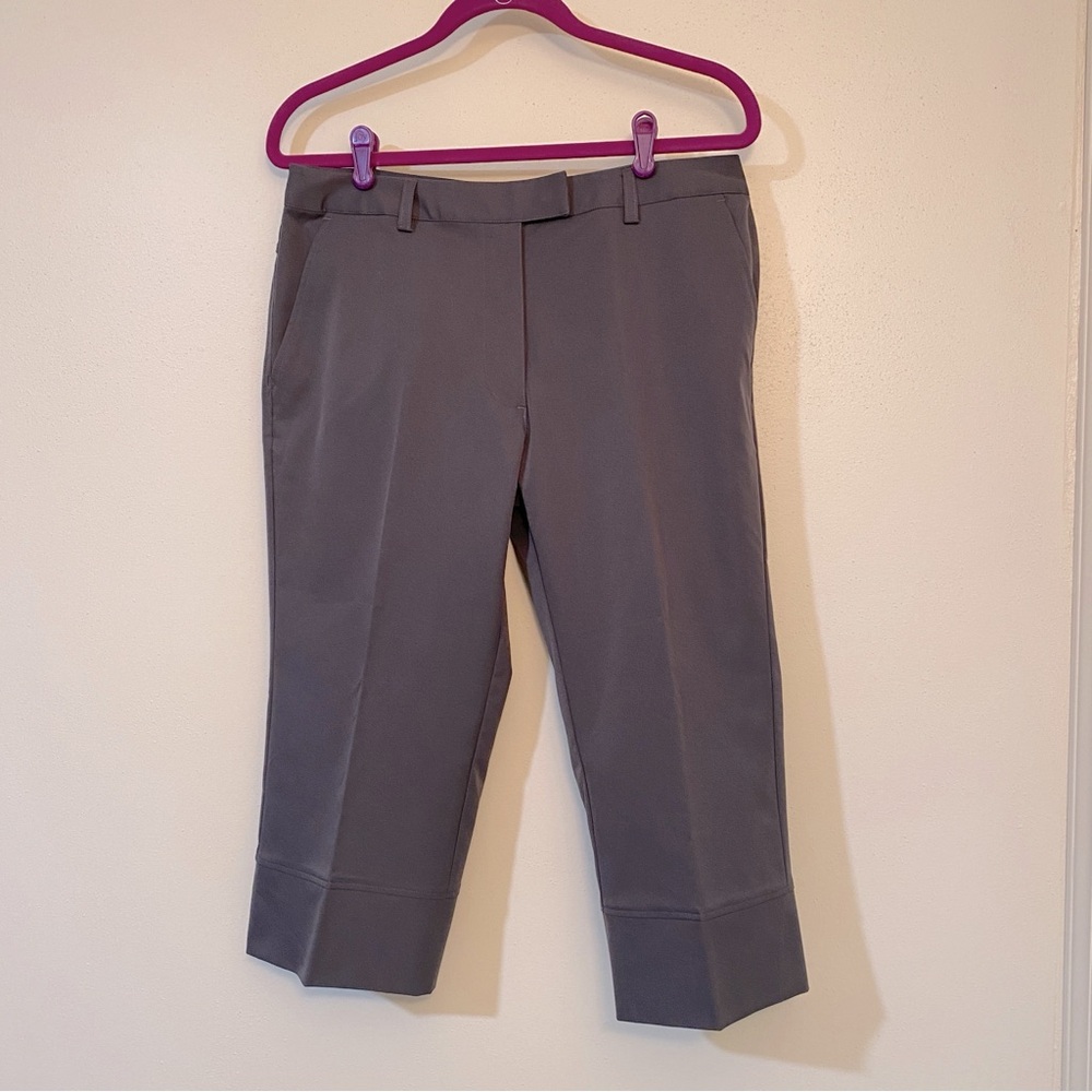 Addidas golf capris, size 10